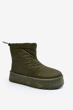 Green Fionia women's snow boots on a massive platform