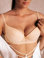 Edoti Push-up bra UL