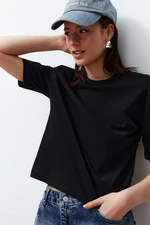 Trendyol Black 100% Single Jersey Padded Crop Knitted T-Shirt