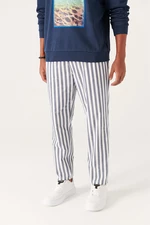 Avva Men's White-Navy Blue Wide Striped Relaxed Fit Pants