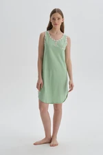 Dagi Green Nightgown