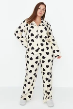 Trendyol Curve Ecru Heart Shirt Collar Woven Pajama Set