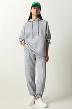 Happiness İstanbul Women's Gray Hooded Shawl Knitted Tracksuit Set