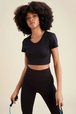 DEFACTO Crew Neck Short Sleeve Crop T-Shirt