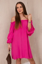 Spanish dress with fuchsia-colored ruffles on the sleeve