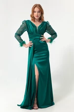 Lafaba Women's Emerald Green V-Neck Long Evening Dress with a Slit with Jewels on the sleeves.