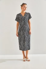 Bianco Lucci Women's V-Neck Patterned Dress