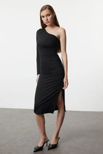 Trendyol Black Asymmetrical Collar One Sleeve Gathered Fitted Midi Knitted Dress