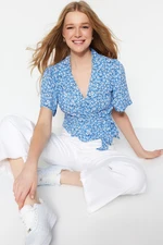 Trendyol Blue Fitted Crop Woven Tie Detail Floral Print Blouse