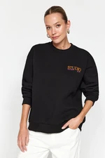 Trendyol Black With Print Detail on the Back, Fleece Inside Regular Fit Knitted Sweatshirt with a slit