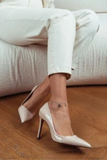 NİŞANTAŞI SHOES Vanessa Beige Patent Leather Pointed Toe Women's Stilettos