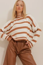 Trend Alaçatı Stili Dámské Biscuit Crew Neck Pruhované Crop Oversize Pletený Svetr