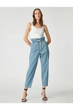 Koton Jeans with an elastic waistband have a relaxed fit - Baggy Jeans.