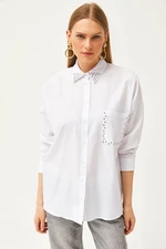 Olalook Women's White Collar and Pocket Stone Woven Shirt