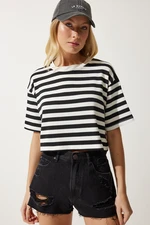 Happiness İstanbul Women's Black Crew Neck Striped Crop Knitted T-Shirt