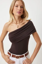 Happiness İstanbul Women's Brown One-Shoulder Gathered Knitted Blouse