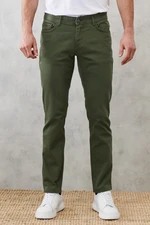 ALTINYILDIZ CLASSICS Men's Green 360-Degree Flexibility in All Directions, Comfortable Slim Fit Slim Fit Trousers.