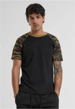 Raglan contrasting blk/woodcamo t-shirt