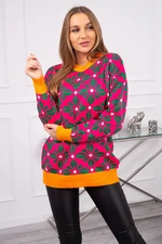 Sweater with a geometric fuchsia motif