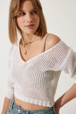 Happiness İstanbul Women's Ecru Openwork Crop Knitwear Blouse