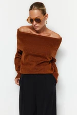 Trendyol Brown Soft Textured Carmen Collar Sweter z dzianiny