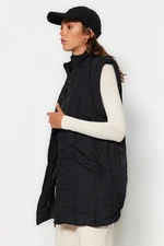 Trendyol Black Zippered Quilted Puffy Vest