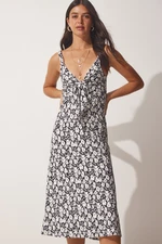 Happiness İstanbul Women's Black and White Floral Strapless Summer Knitted Dress