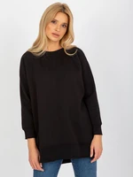 Black women's basic sweatshirt with an oversize cut