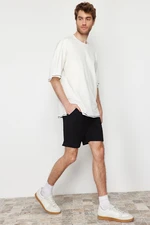 Trendyol Black Regular Cut Basic Shorts