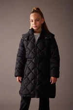 DEFACTO Girl&#39;s Water Repellent Hooded Quilted Long Coat