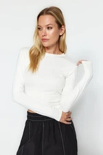 Trendyol Ecru Premium Viscose Crew Neck Crop Flexible Knitted Blouse