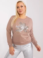 Tmavě béžová halenka plus size s aplikací