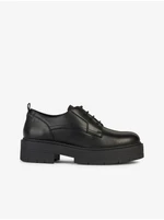 Black women's leather low shoes on the Geox Spherica platform