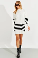 Cool & Sexy Women's Ecru Knitwear Striped Tunic YV202