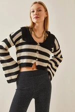 XHAN Black Polo Neck Striped Crop Sweater