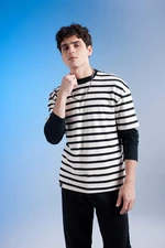 DEFACTO Comfort Fit Crew Neck Striped T-Shirt