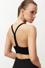 Trendyol Black Seamless/Seamless Support/Shaping Halterneck Knitted Sports Bra