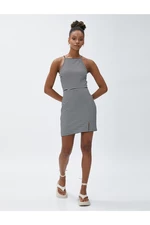 Koton Mini šaty Halter Neck Štěrbina Detailní Slim Cut