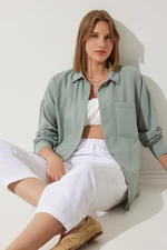 Happiness İstanbul Women's Almond Green Oversize Linen Ayrobin Shirt