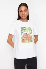 Trendyol White Printed and Stone Embroidered Regular/Normal Pattern Knitted T-Shirt