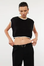 Trendyol Black Crop Knitwear Sweater