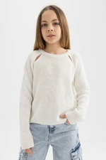 DEFACTO Girl's Ecru Standard Fit Crew Neck Knitwear Sweater