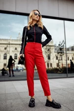 Elegant red trousers with darts