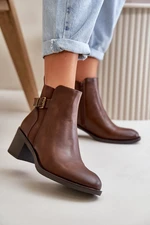 Women's insulated ankle boots on a heel with a buckle brown Nevillira