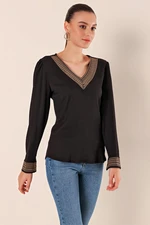 Bigdart 0466 Embroidered V Neck Knitted Blouse - Black