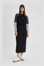 DEFACTO Regular Fit Color Block Long Sleeve Maxi Sweat Dress