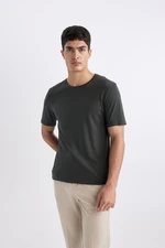 DEFACTO Slim Fit Slim Cut Crew Neck Short Sleeve Basic Plain T-Shirt