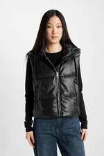 DEFACTO Water Repellent Regular Fit Hooded Zipper Closure Pocket Black Faux Leather Puffer Vest