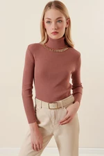 Bigdart 15478 Turtleneck Sweater with a Chain - Dried Rose