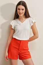 Bigdart 0467 V-Neck Knitted Blouse - White